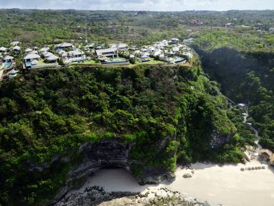 The Ungasan Clifftop Resort - Bild 1