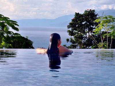 Aston Niu Manokwari - Bild 1