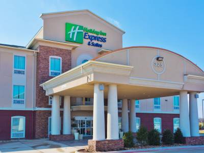 Holiday Inn Express Alvarado - Bild 1