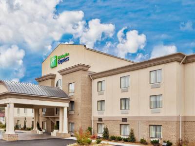 Holiday Inn Express Troutville - Roanoke North - Bild 1