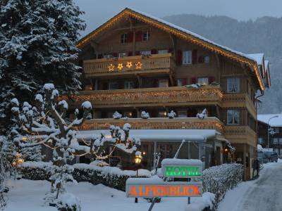 Hotel Alpenblick und Chalet-Resort - Bild 1