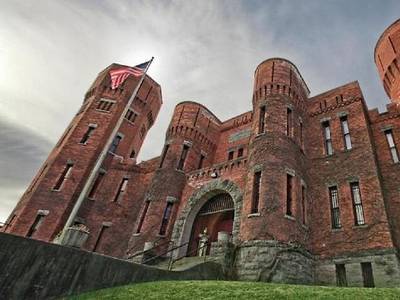 Amsterdam Castle - Bild 1