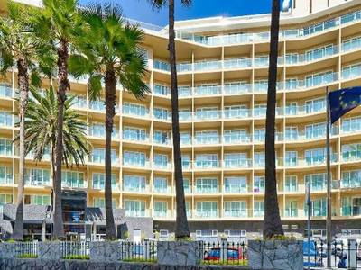 Bull Hotel Reina Isabel & Spa - Bild 1