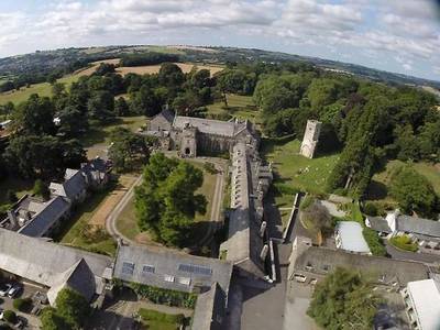 Dartington Hall - Bild 1