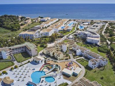 Sandy Beach Resort - Bild 1