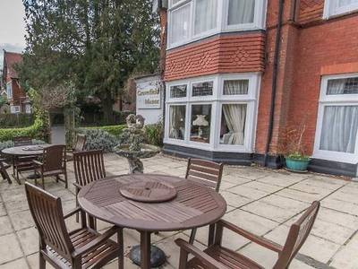 Grovefield Manor Hotel - Guest house - Bild 1