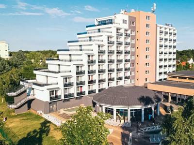 Prémium Hotel Panorama - Bild 1