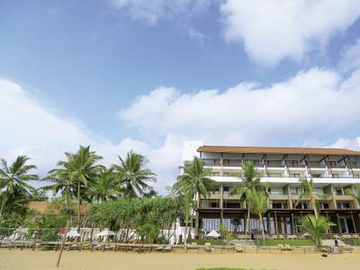 Pandanus Beach Resort & Spa - Bild 1