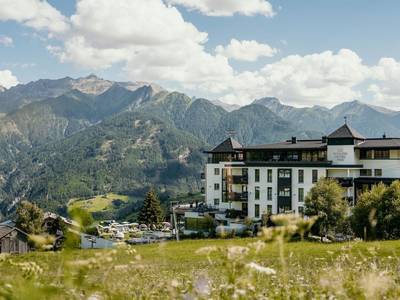 Schlosshotel Fiss - Bild 1