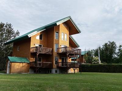 Chalets & Spa Lac Saint-Jean - Bild 1