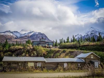 Lodge at Black Rapids - Bild 1
