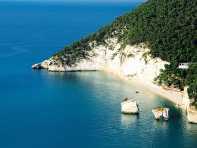 Apulia Hotels Baia dei Faraglioni - Bild 1