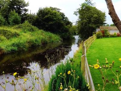 Crowfield House - Bild 1