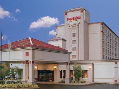 Four Points by Sheraton Boston Logan Airport Revere - Bild 1