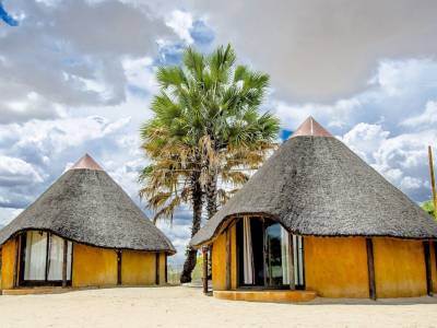 Ongula Village Homestead Lodge - Bild 1