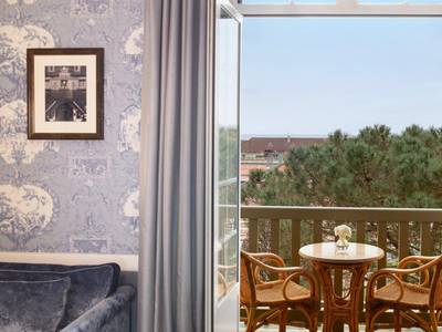 Hôtel Barriére Le Normandy - Bild 1