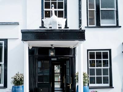 The Swan Hotel Staines - Bild 1