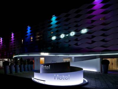 MO.OM Hotel - Bild 1