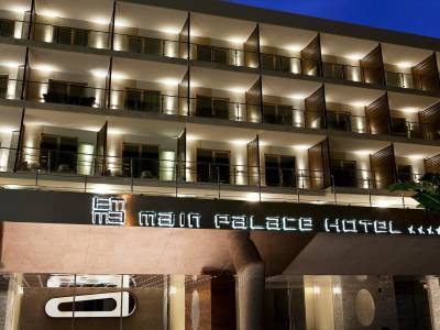 Main Palace Hotel - Bild 1