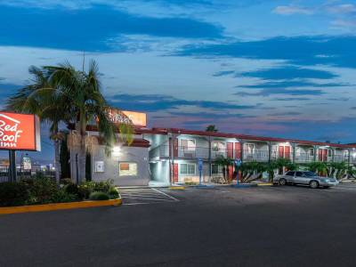 Red Roof Inn Los Angeles - Bellflower - Bild 1