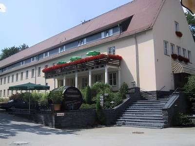 Land- und Golfhotel Alte Fliegerschule - Bild 1