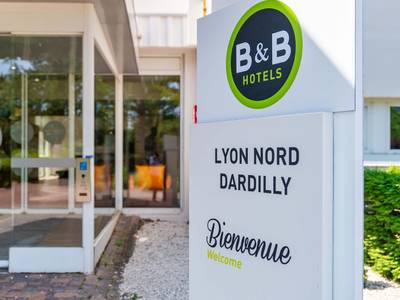 B&B HOTEL Lyon Nord - Bild 1