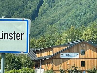 Hotel Wildschuetz - Bild 1