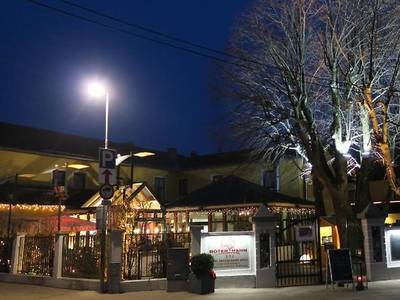 Hotel-Restaurant „Roter Hahn“ - Bild 1