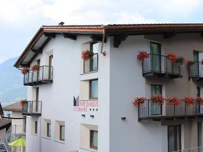Hotel Ristorante Monte Emilius - Bild 1