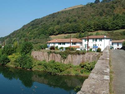 Logis Hôtel Noblia - Bild 1