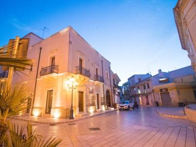 Kelina Hotel - Bild 1