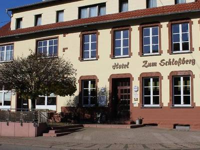 Zum Schlossberg - Bild 1