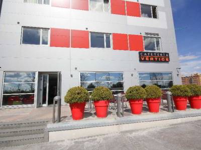 Vértice Roomspace Madrid - Bild 1