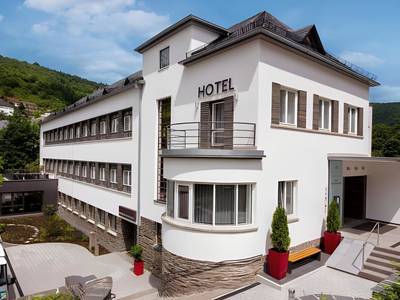 Hotel im Schulhaus - Bild 1