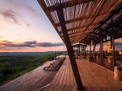 Rhino Ridge Safari Lodge - Bild 1
