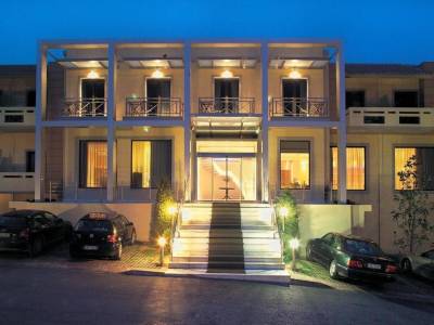 Dekelia Hotel - Bild 1