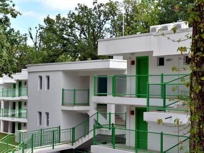 Forest Beach Hotel - Bild 1