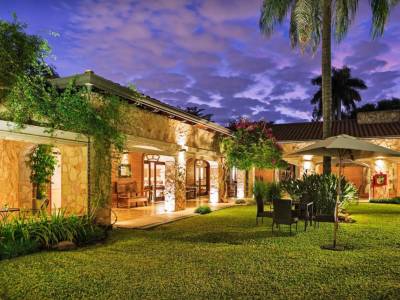 Las Lomas Casa Hotel - Bild 1