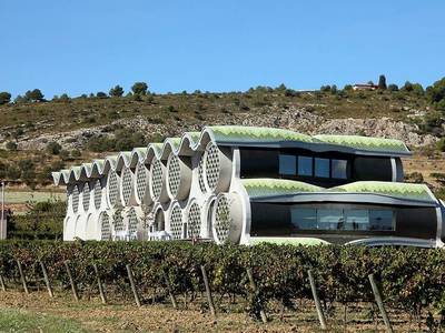 Cava & Hotel Mastinell - Bild 1