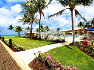 Holiday Inn Resort Grand Cayman - Bild 1