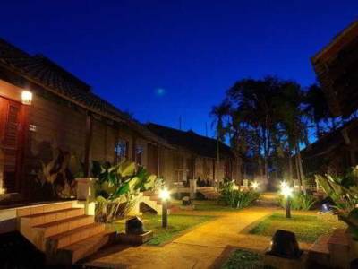 Ulek Beach Resort - Bild 1