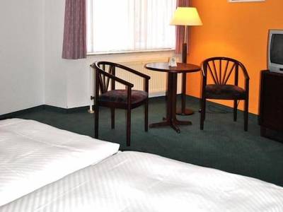 Heidehotel Lubast - Bild 1