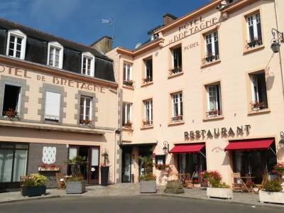 Logis Hôtel de Bretagne - Bild 1