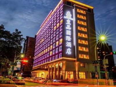 Royal Chiayi Hotel - Bild 1