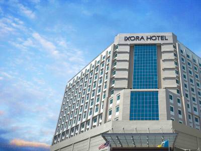 Ixora Hotel Perai - Bild 1