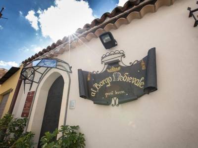Al Borgo Medievale - Bild 1