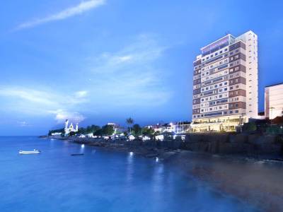 Aston Kupang Hotel & Convention Center - Bild 1