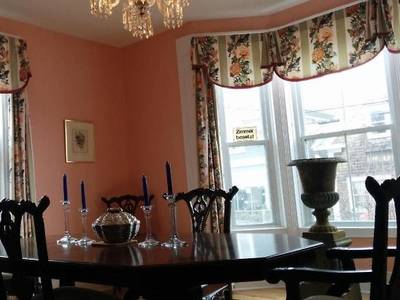 Fairmont House Bed And Breakfast - Bild 1