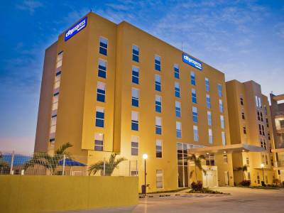 City Express Paraíso - Bild 1