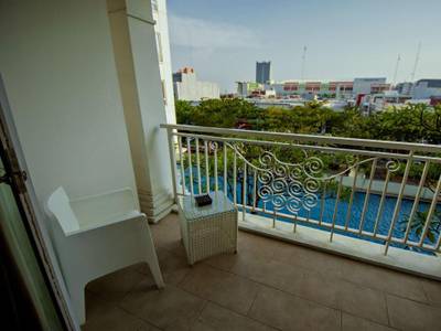 Grand Zuri BSD City - Bild 1